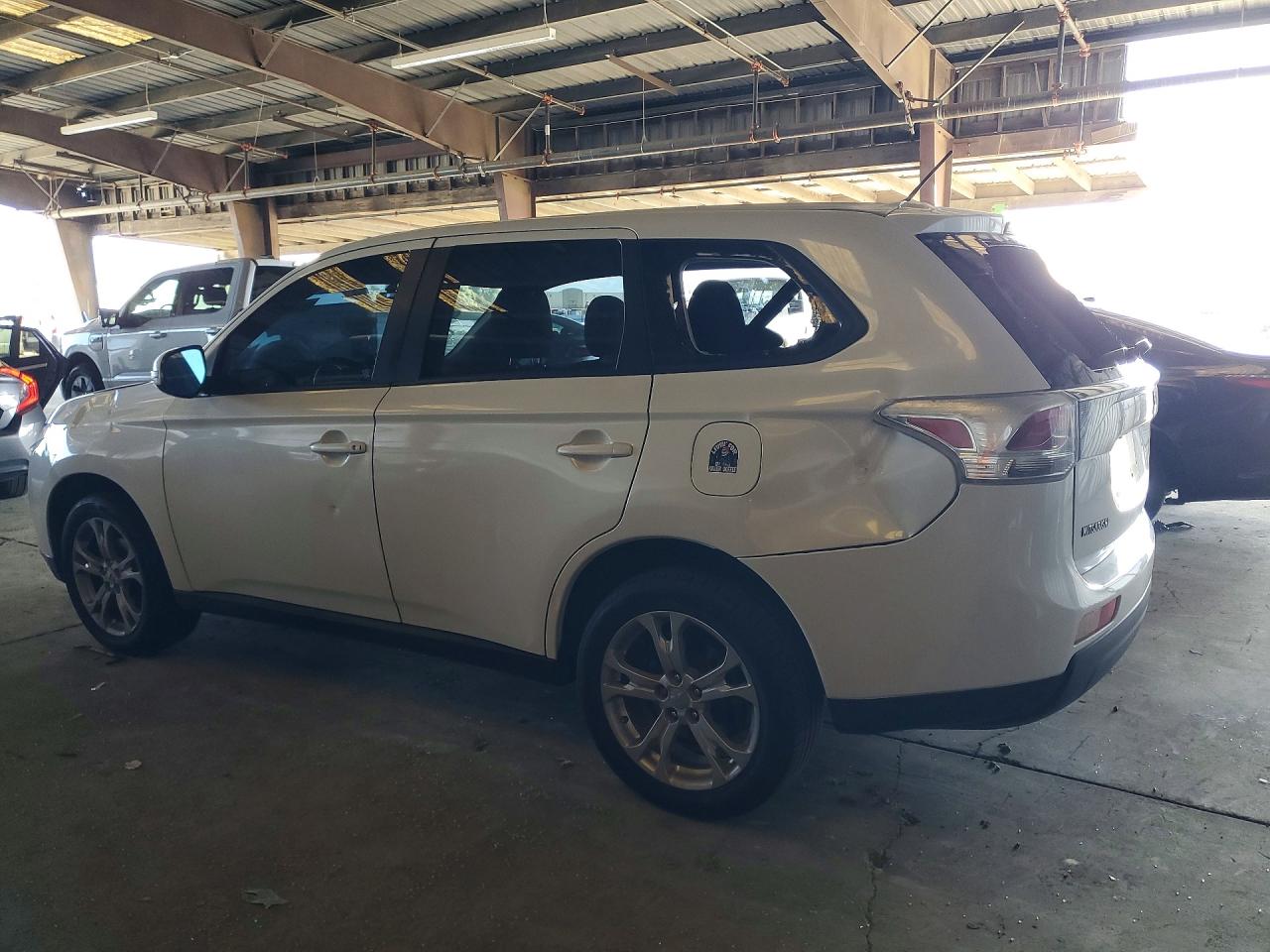 Mitsubishi Outlander Se