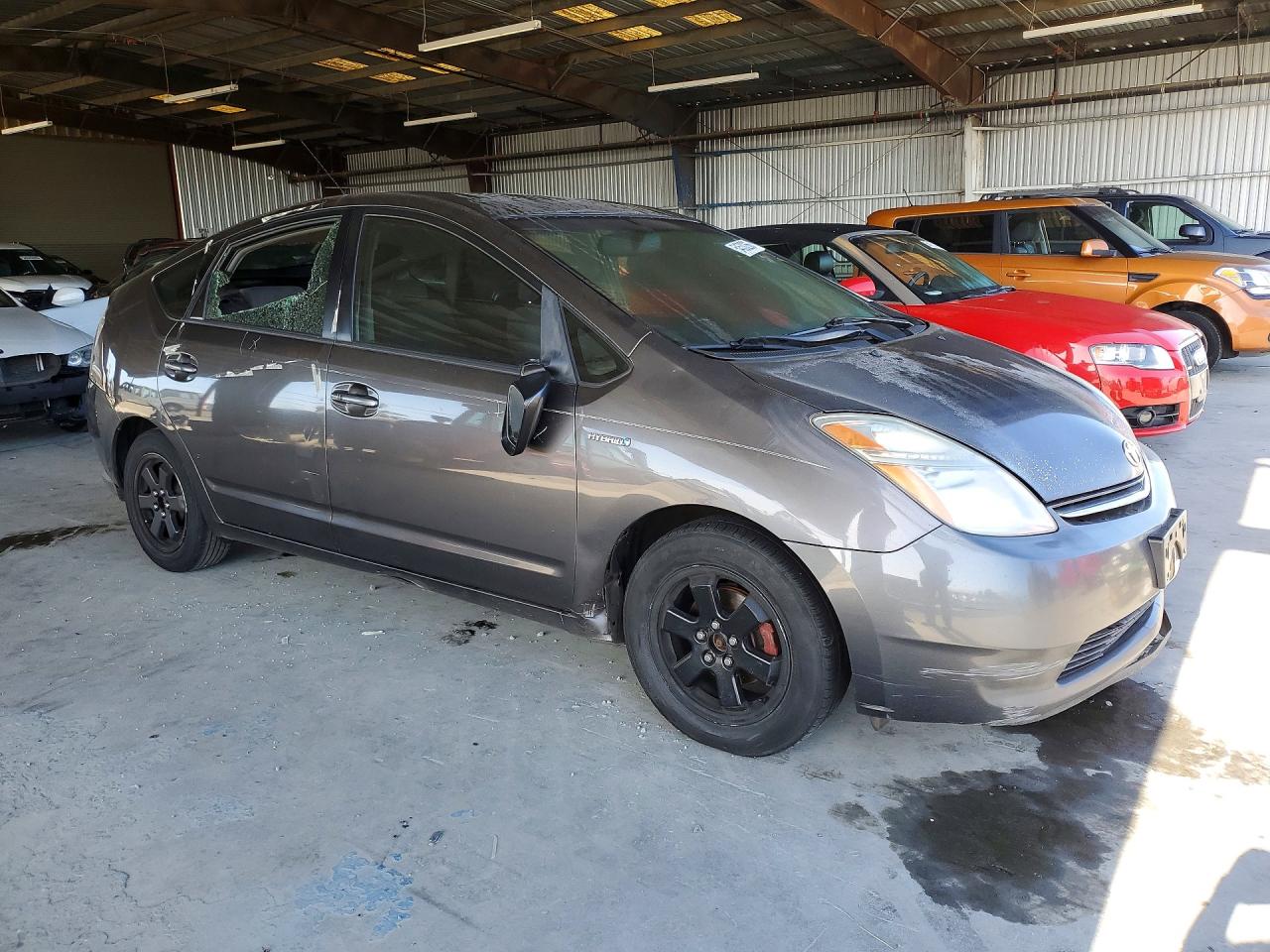 Toyota Prius Base