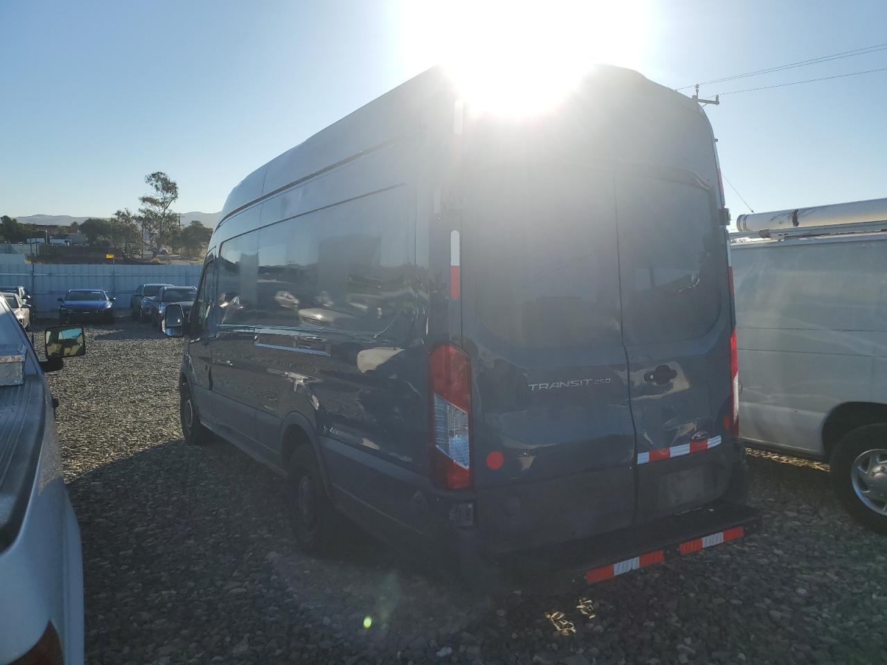 Ford Transit T-250