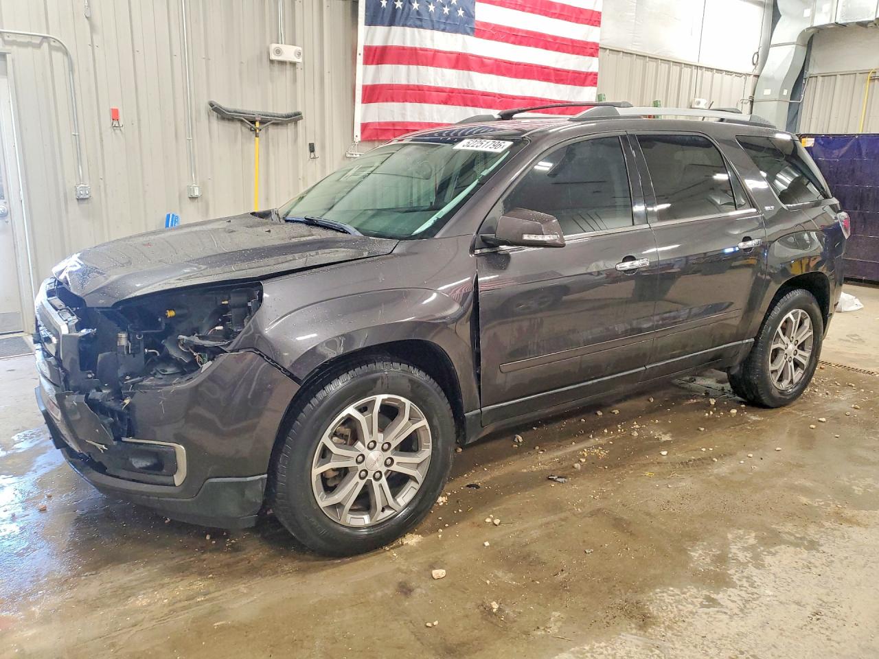 Salvage GMC Acadia Image