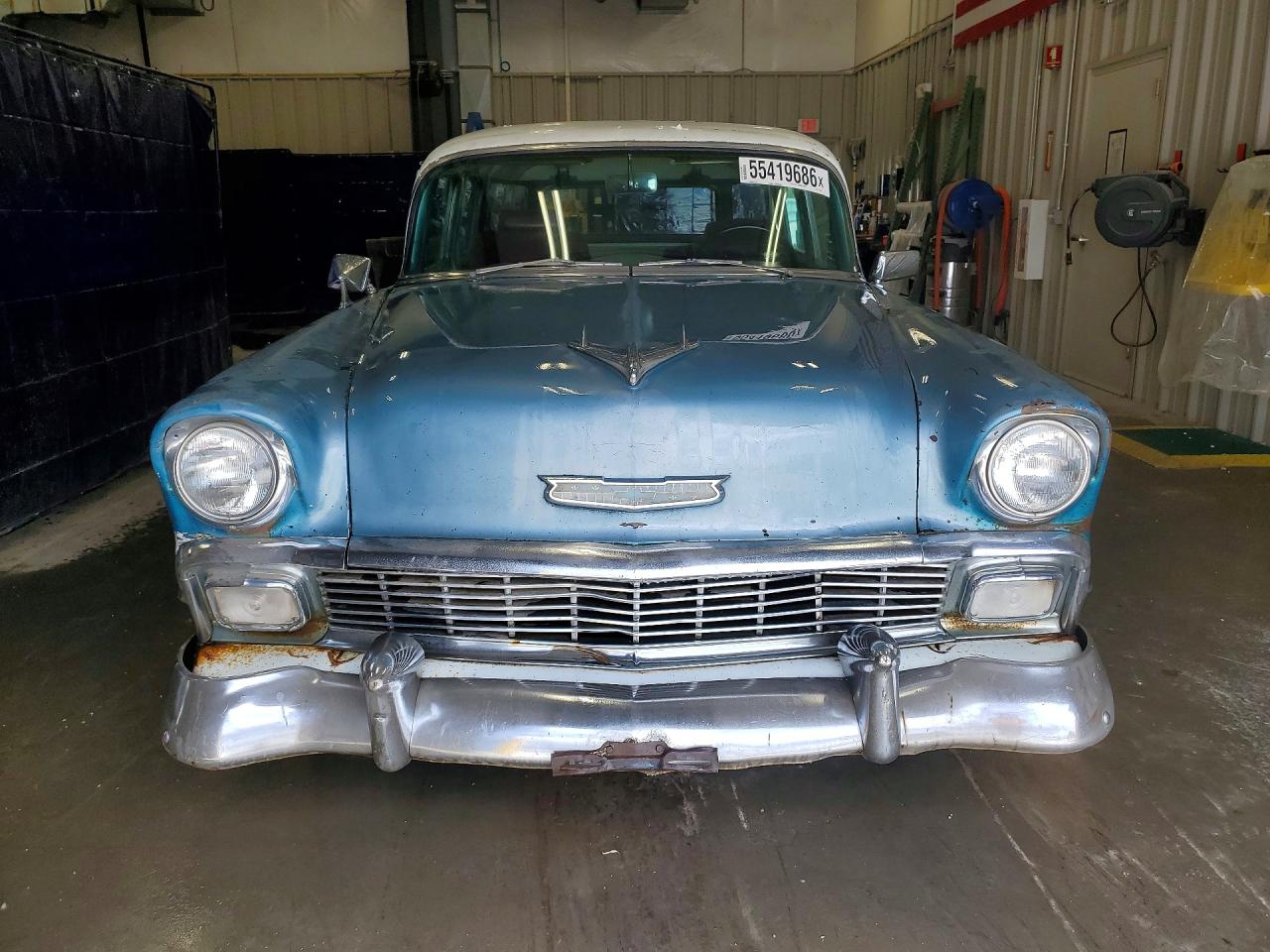 Chevrolet 210 4d Swg