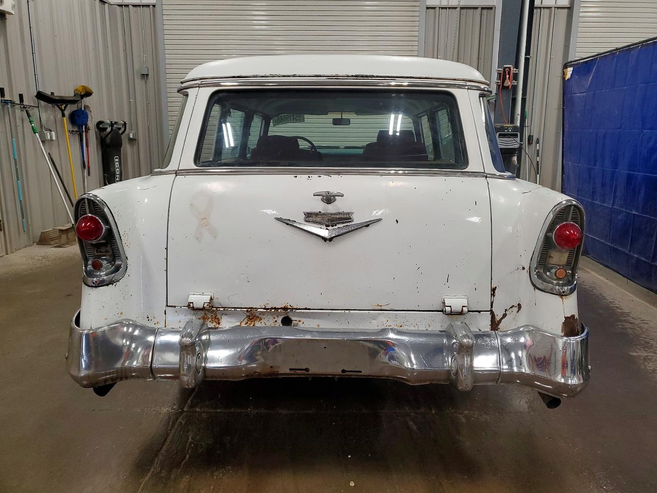 Chevrolet 210 4d Swg
