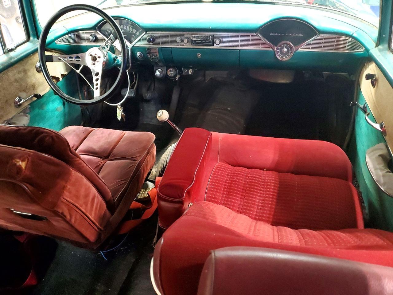 Chevrolet 210 4d Swg