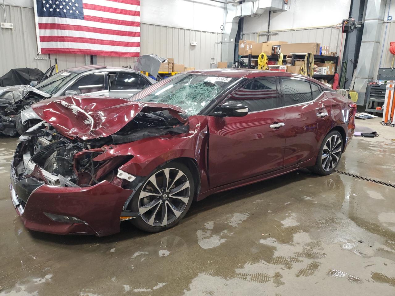 Salvage Nissan Maxima Image