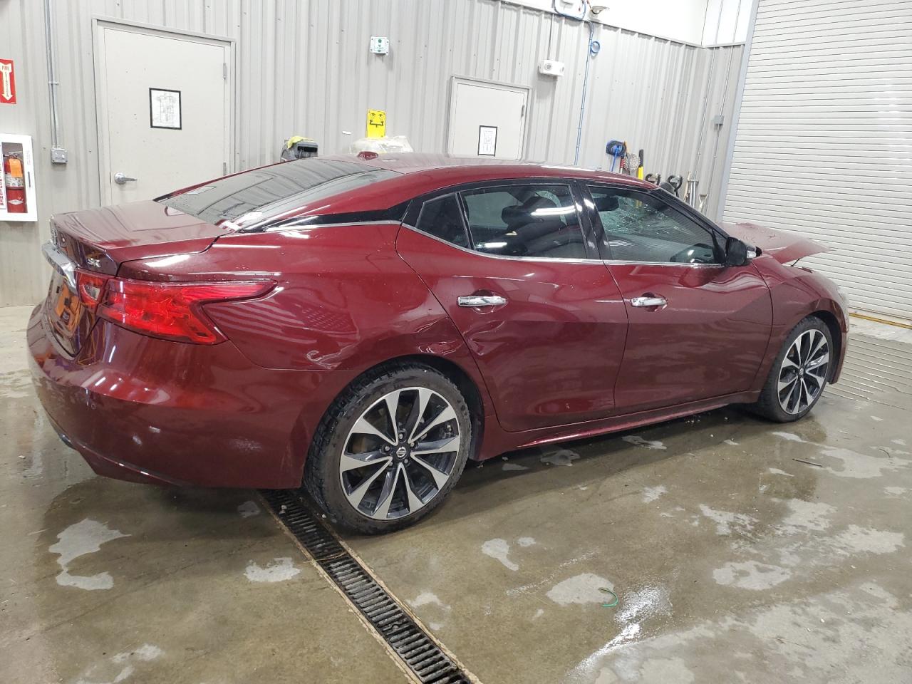 Nissan Maxima 3.5s