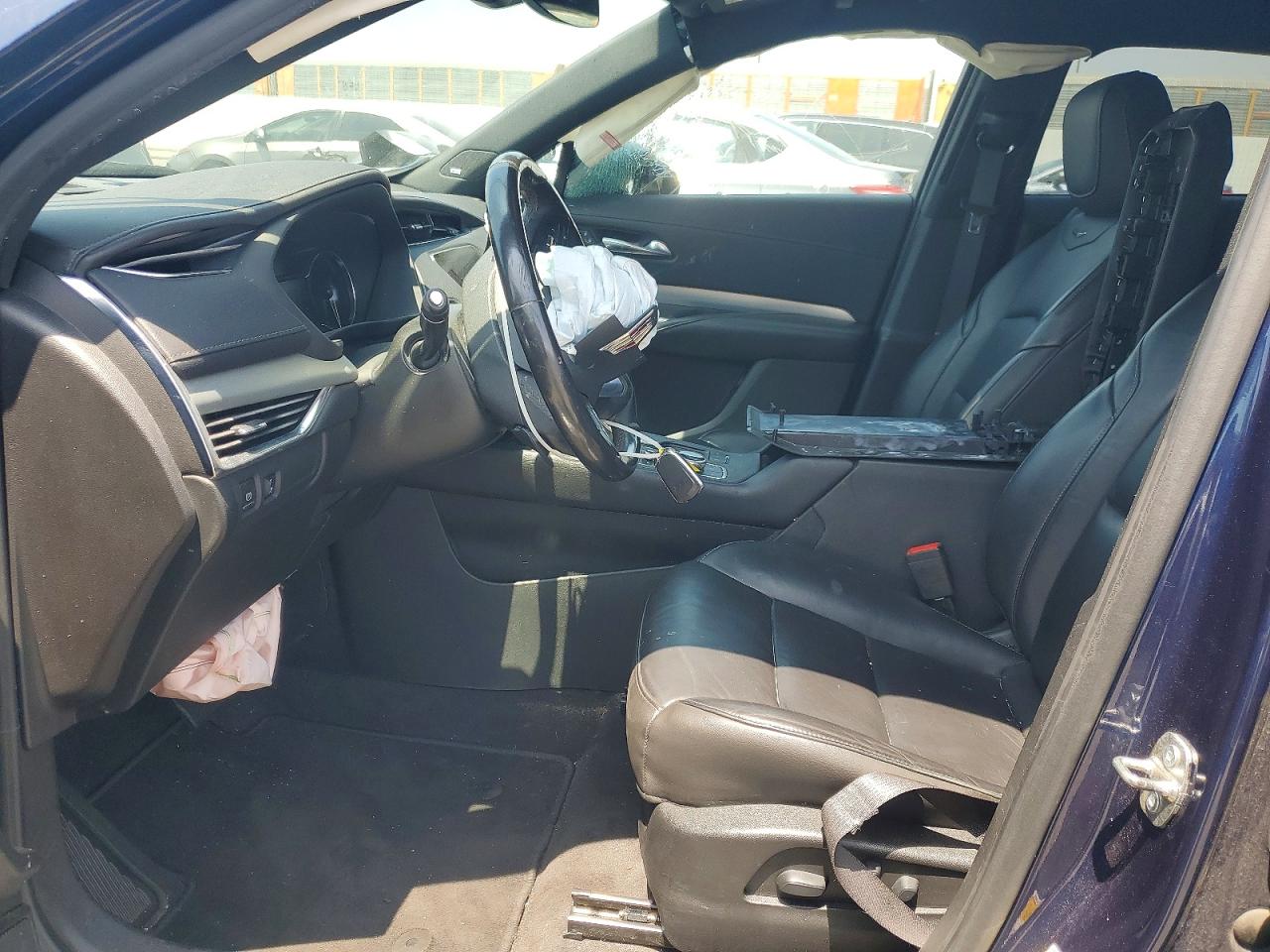 Cadillac XT4 Premium Luxury