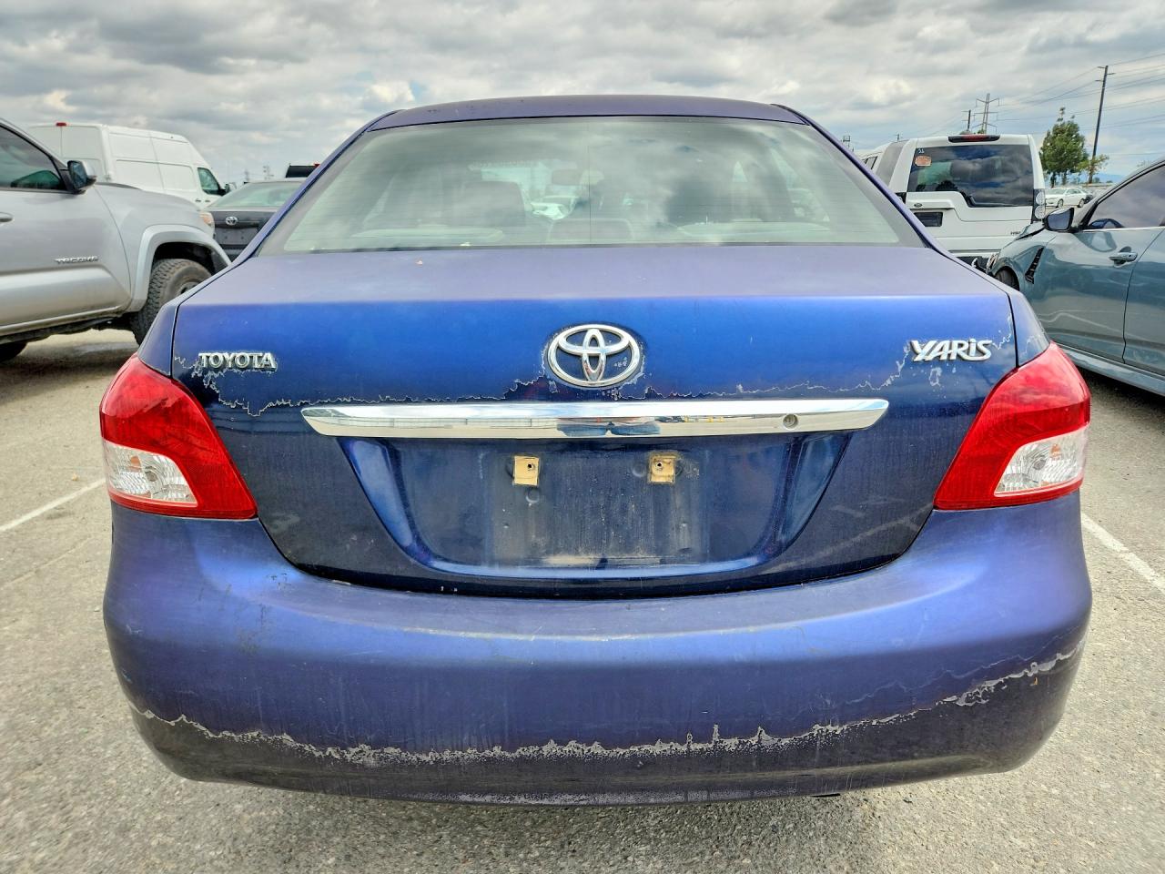 Toyota Yaris Base