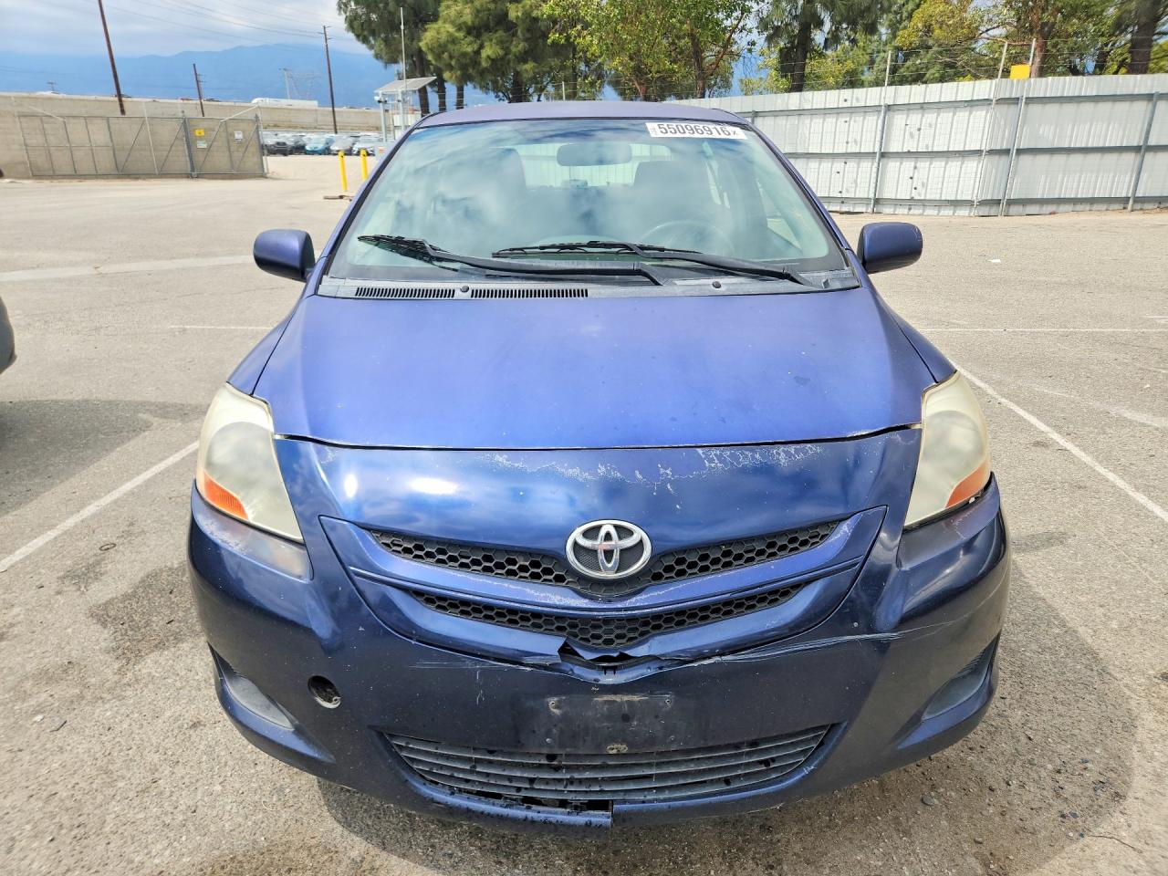 Toyota Yaris Base