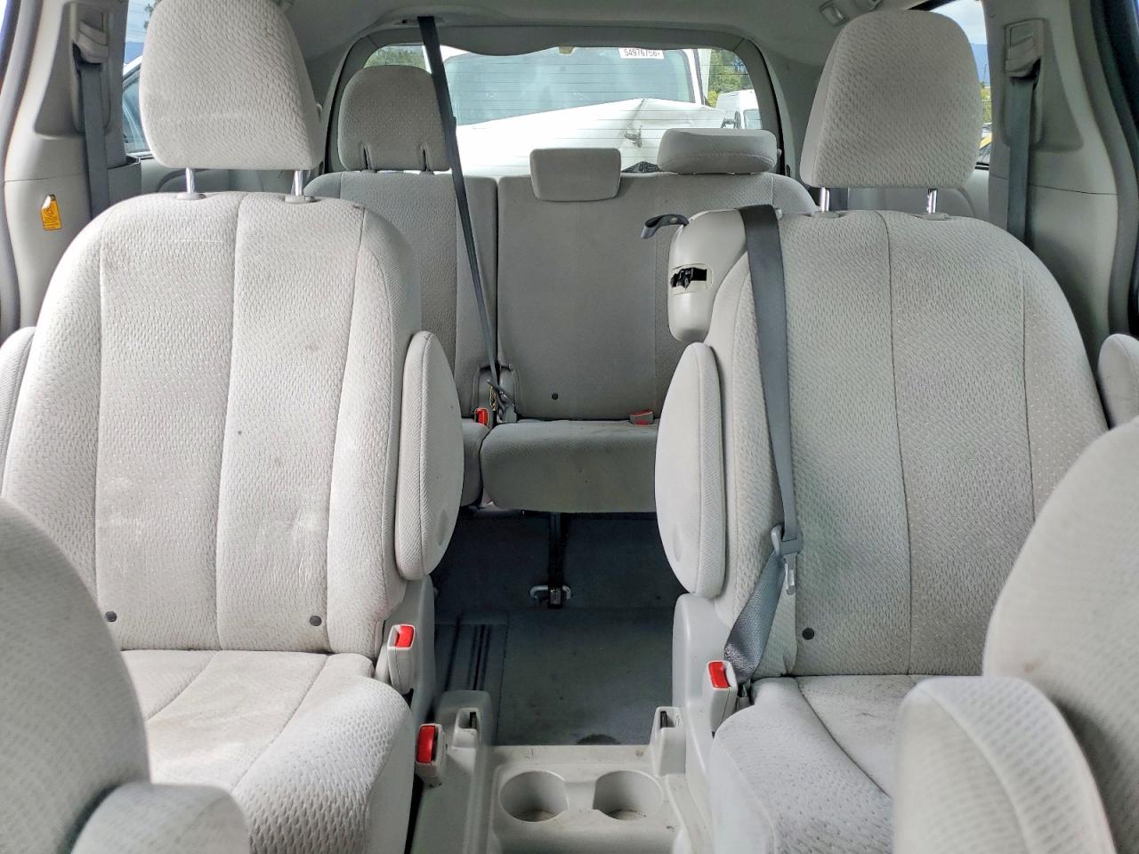 Toyota Sienna Le