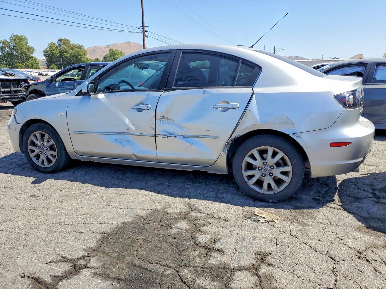 Mazda 3 I