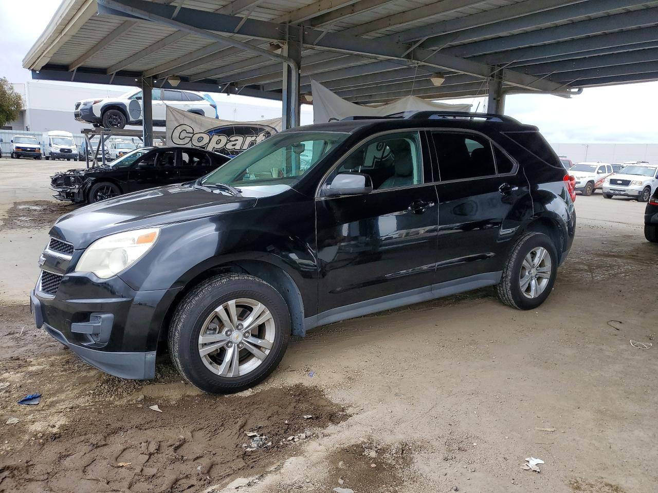 Salvage Chevrolet Equinox Image