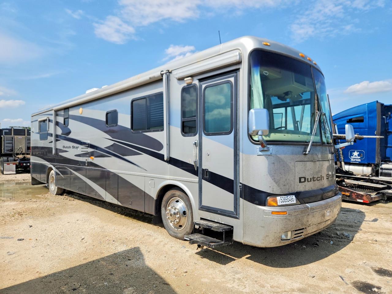 Salvage Dutch Star Recreational Vehicle Image