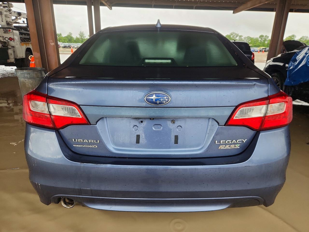 Subaru Legacy 2.5i Premium