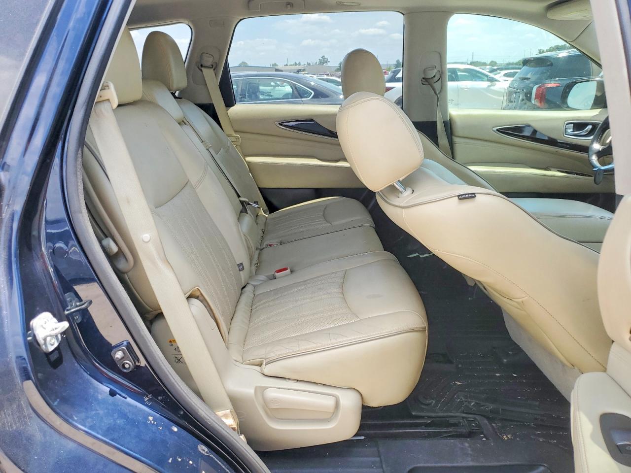 INFINITI Qx Base