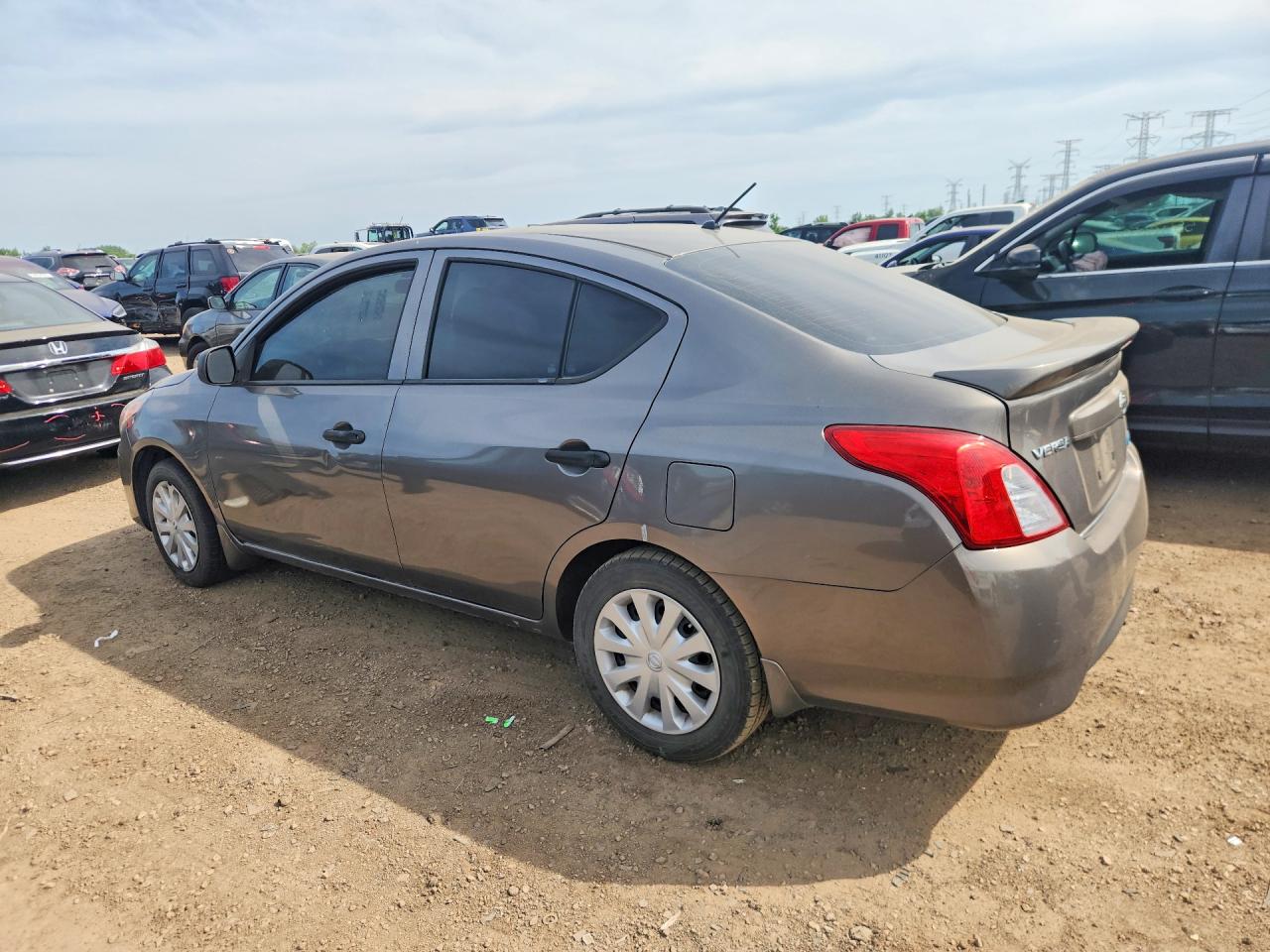 Nissan Versa 1.6 S Plus