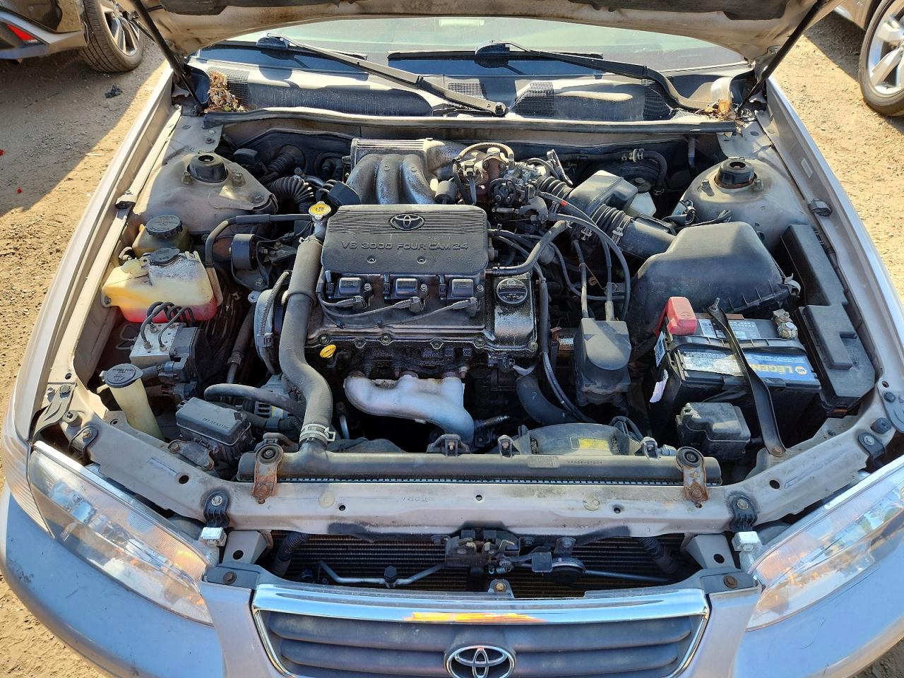 Toyota Camry Xle V6
