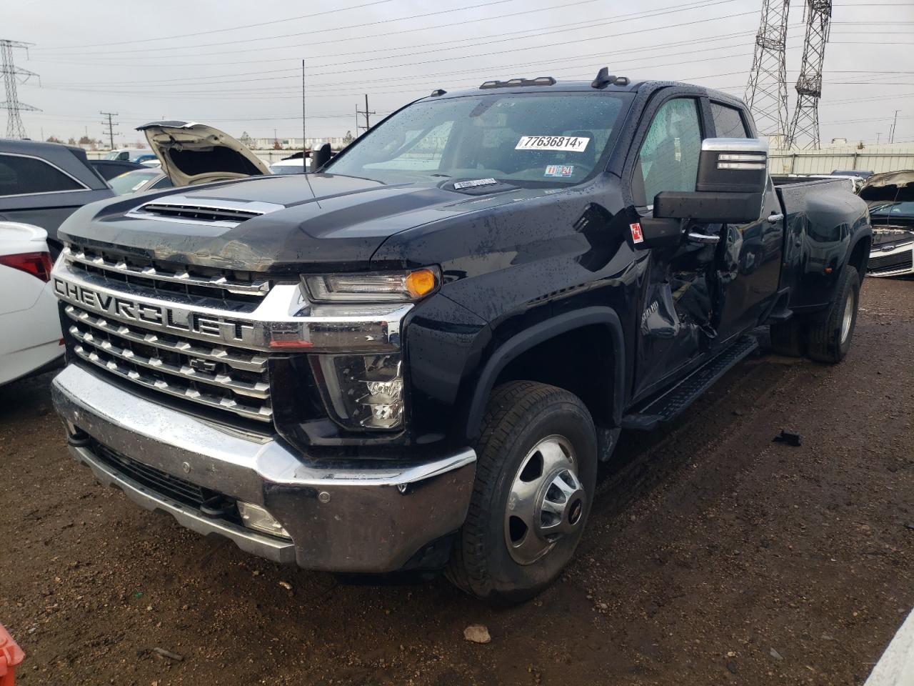 Salvage Chevrolet Silverado Image