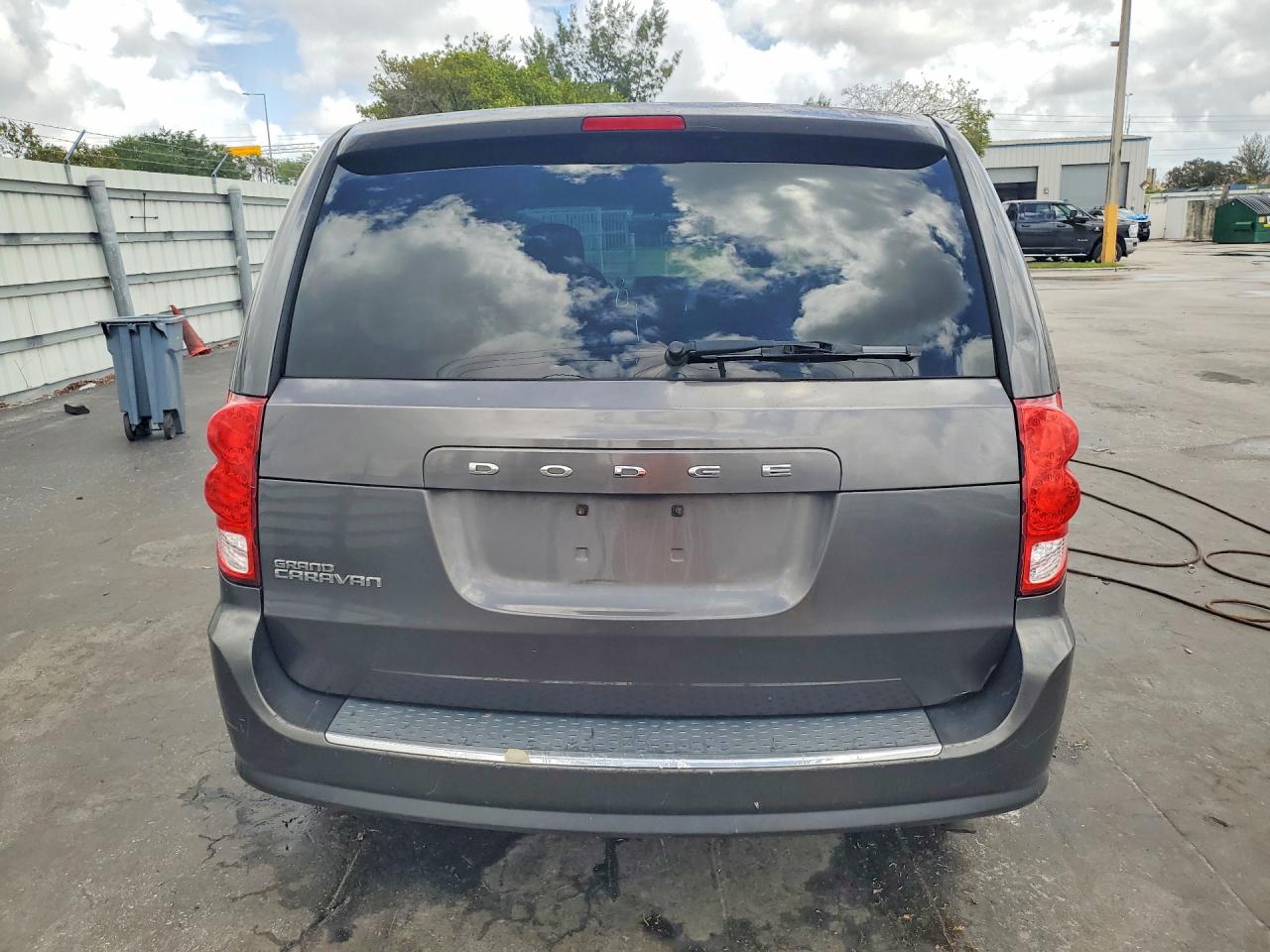 Dodge Caravan Se