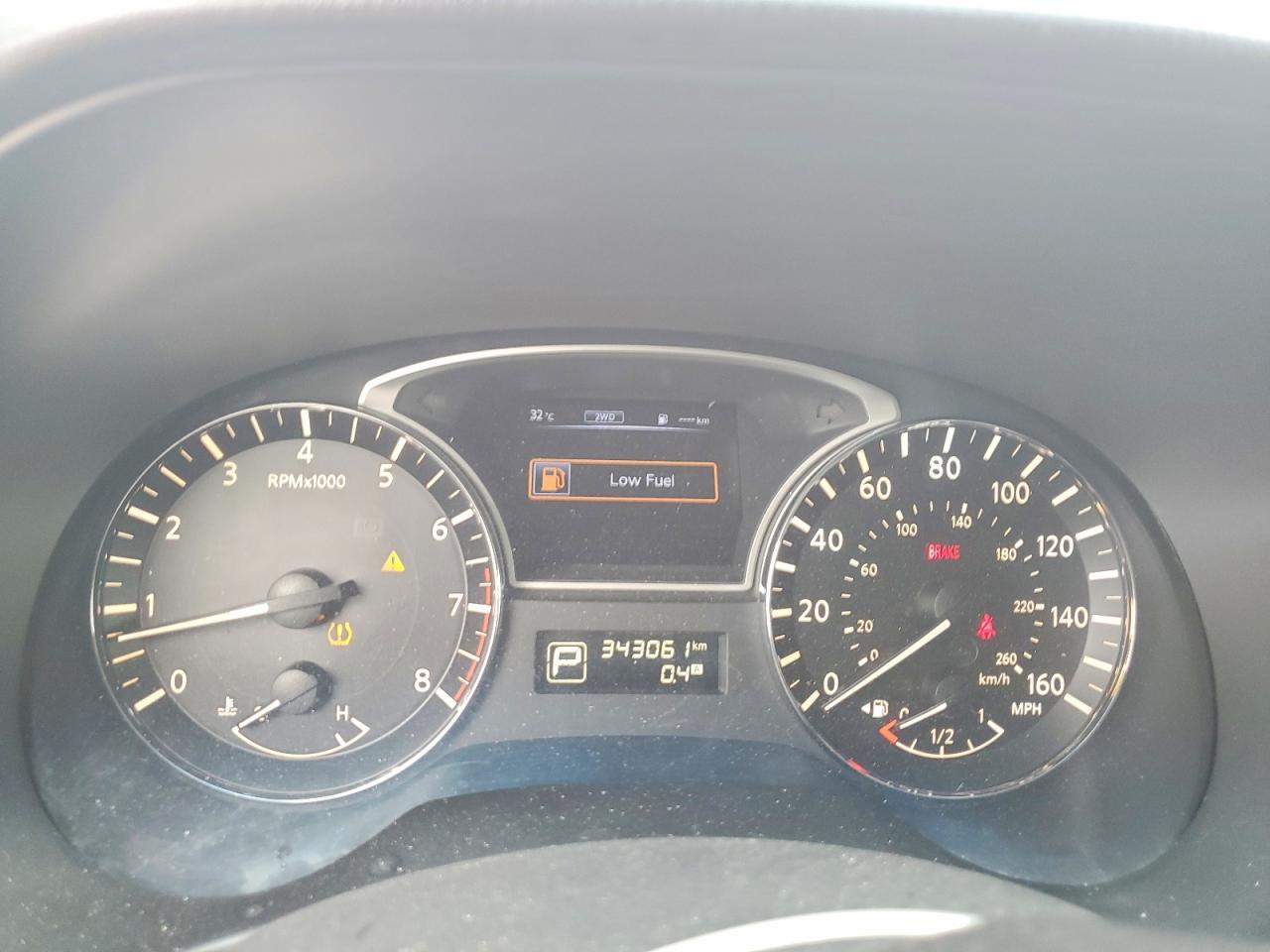 Nissan Pathfinder S