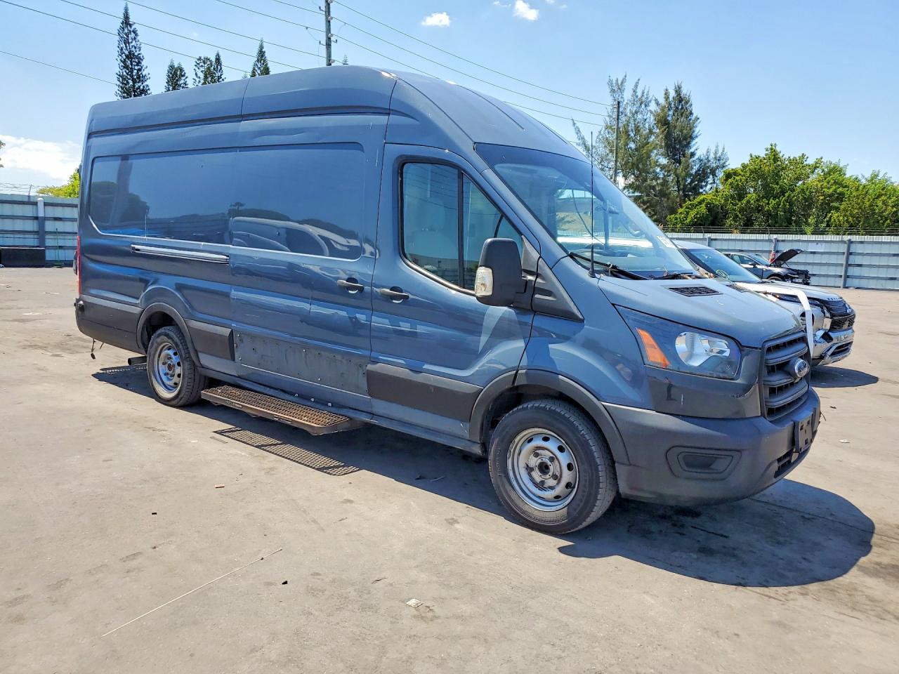 Ford Transit T-250