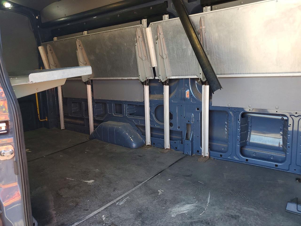 Ford Transit T-250