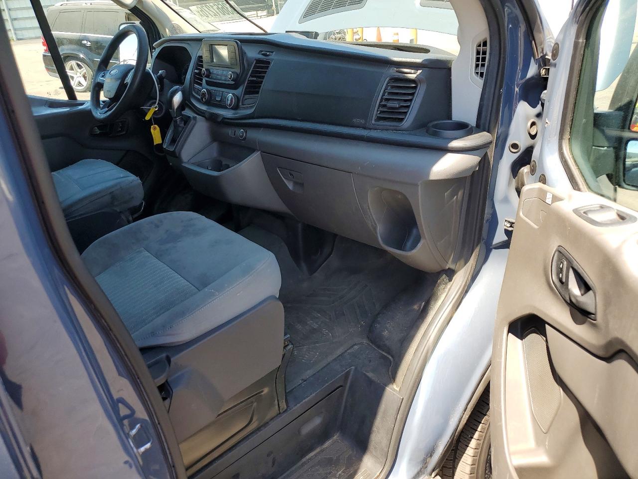 Ford Transit T-250