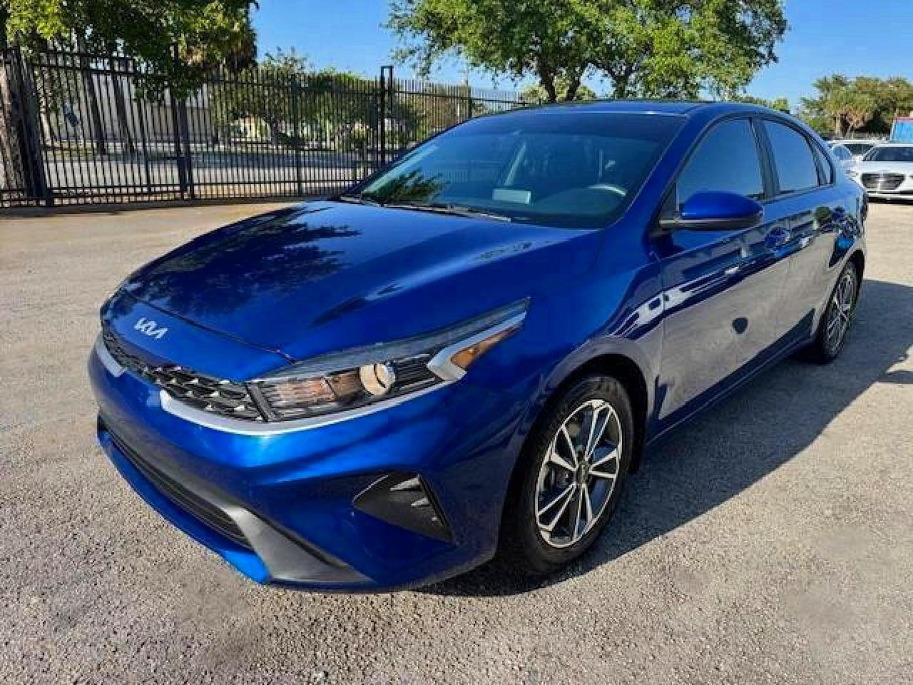 Salvage Kia Forte Image