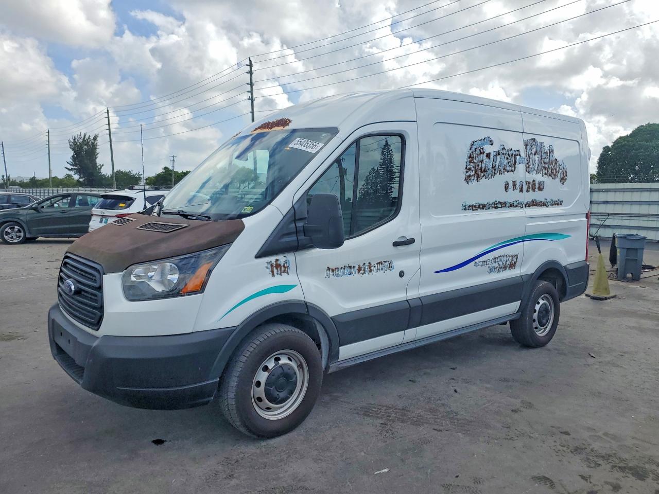 Salvage Ford Transit Image