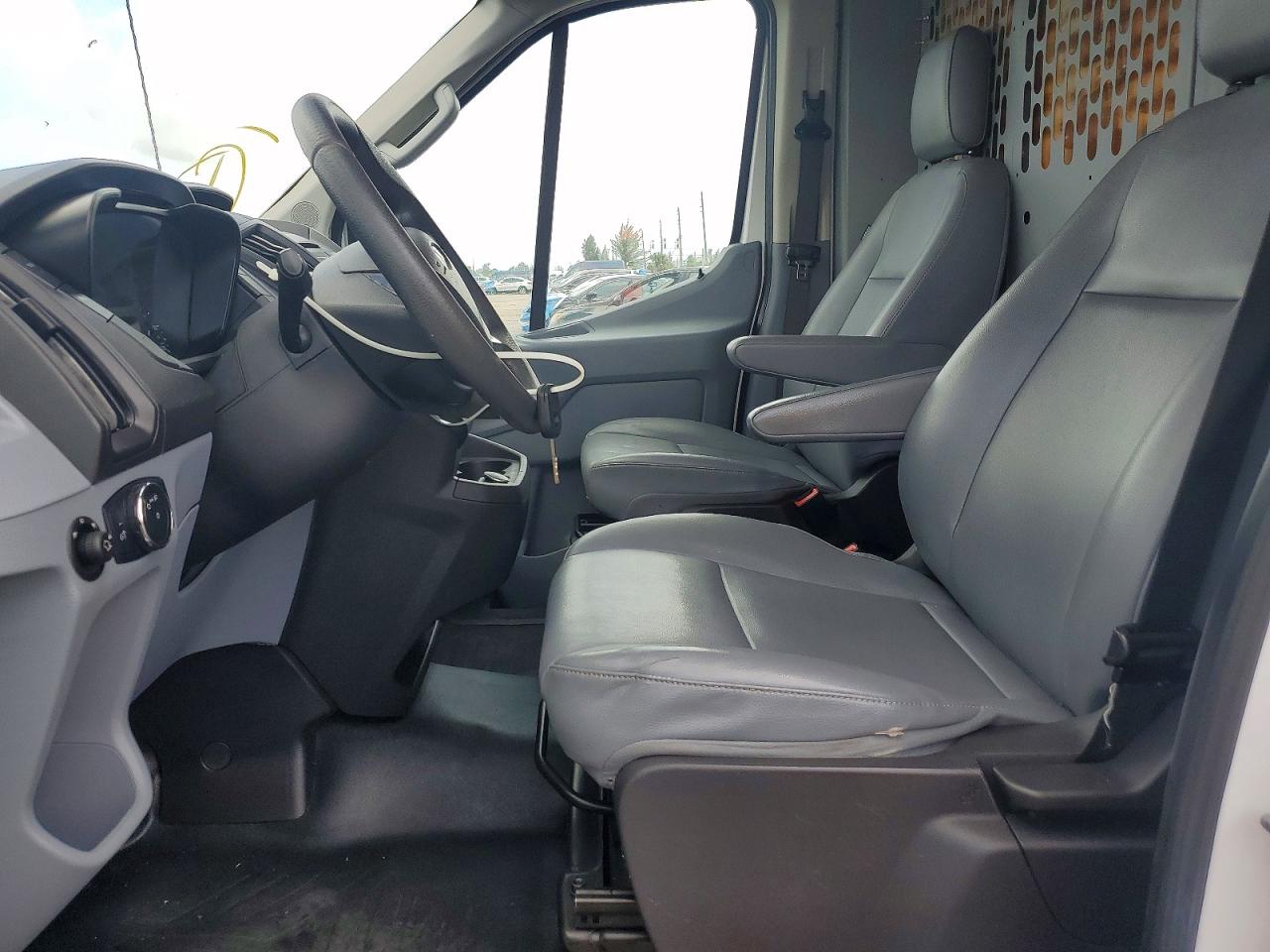 Ford Transit T-250