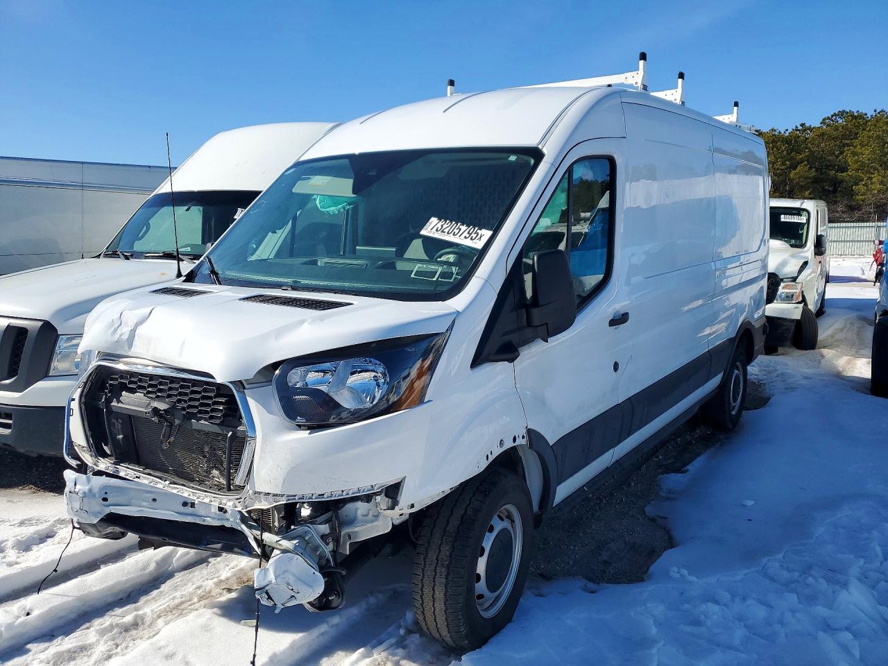 Salvage Ford Transit Image