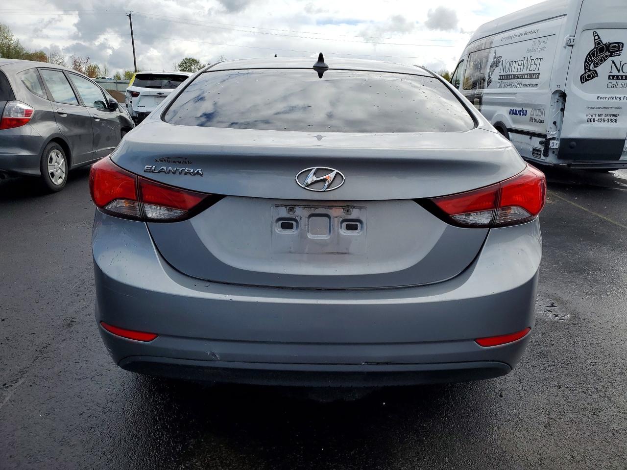 Hyundai ELANTRA Se