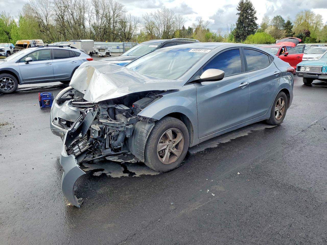 Salvage Hyundai ELANTRA Image