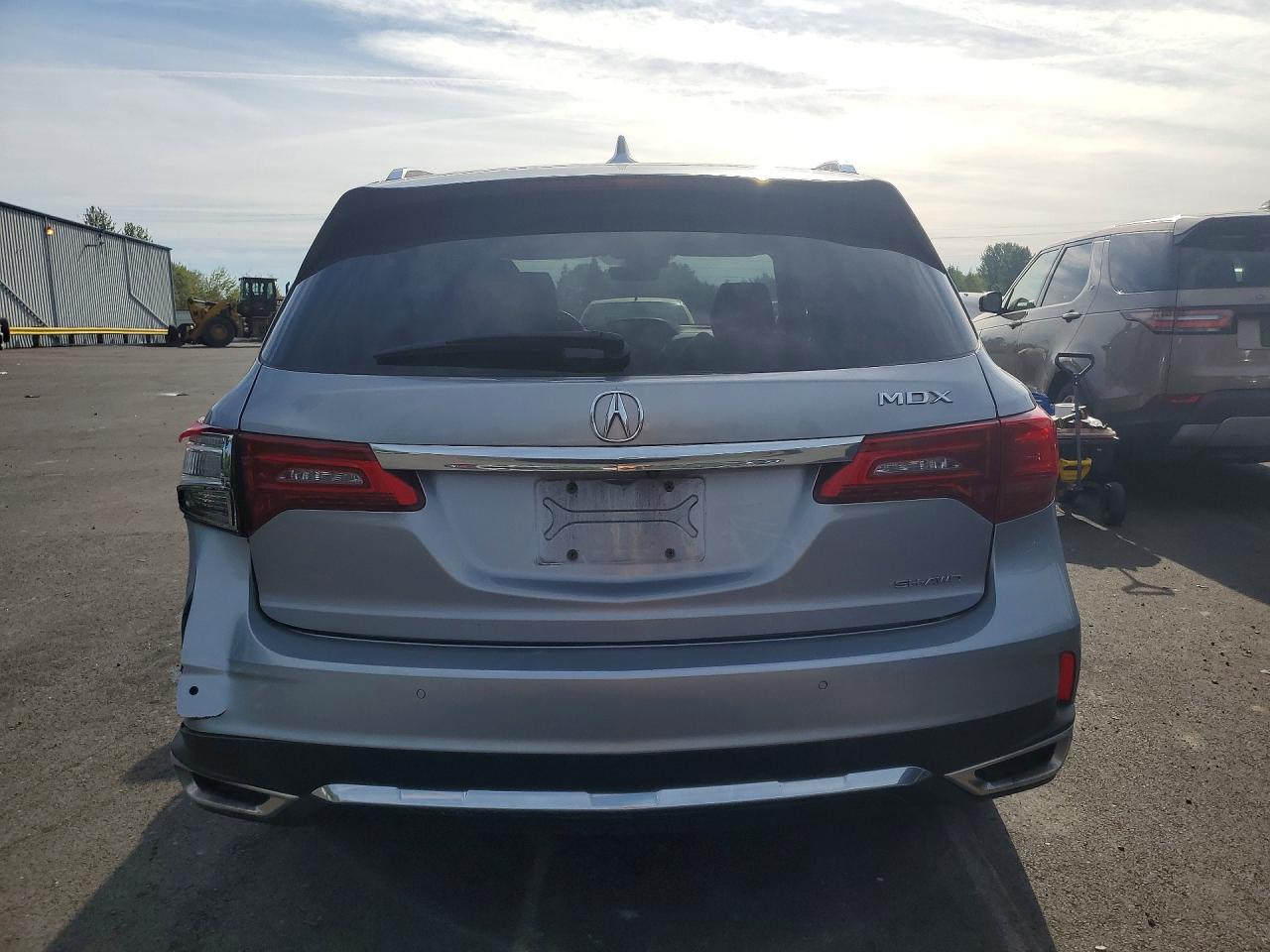Acura MDX Advance