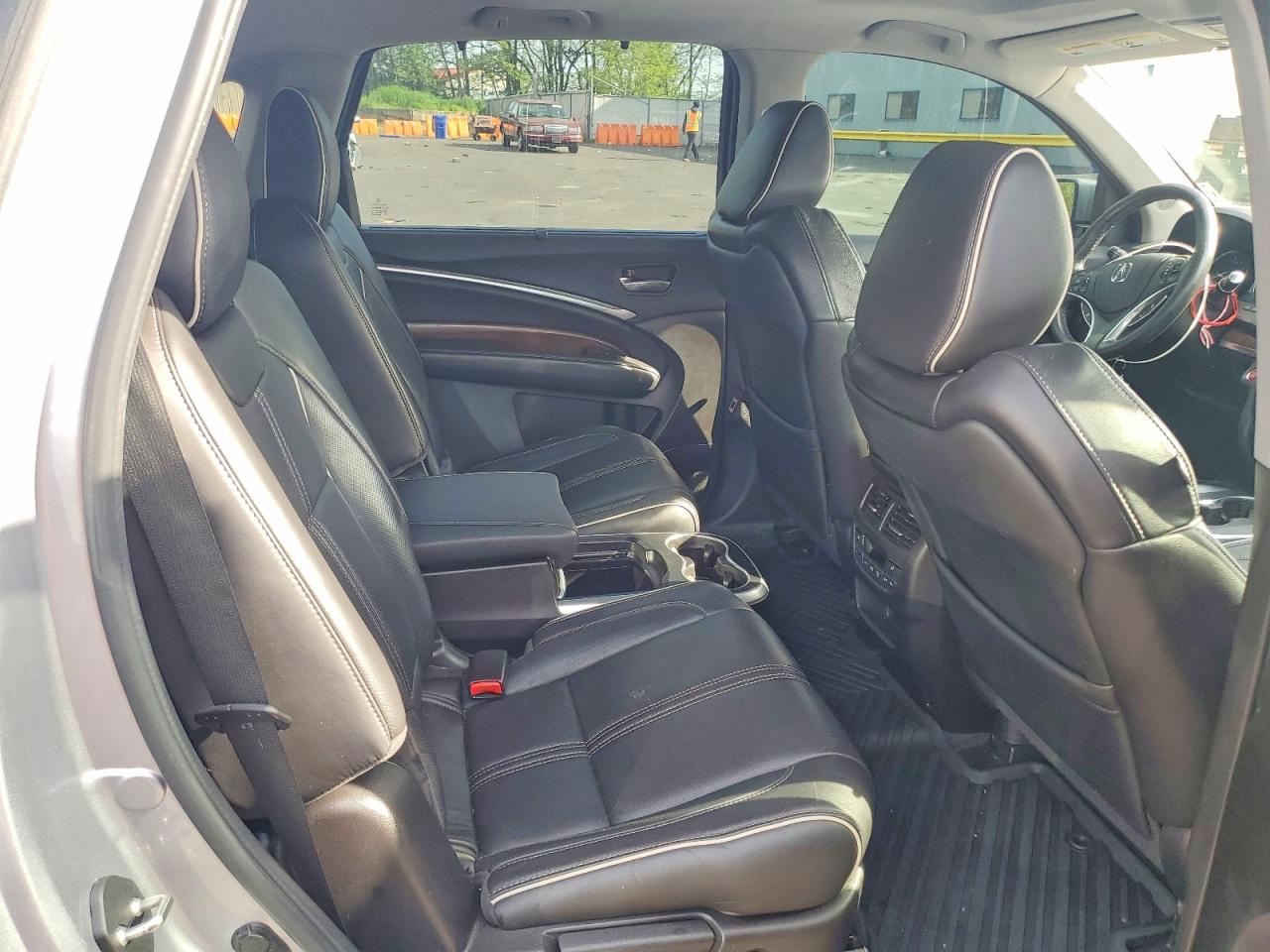 Acura MDX Advance