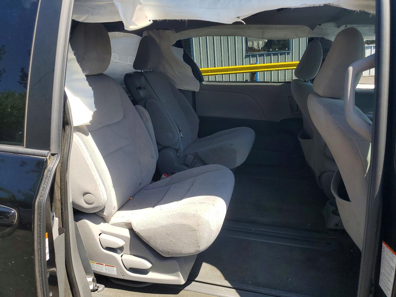 Toyota Sienna Le