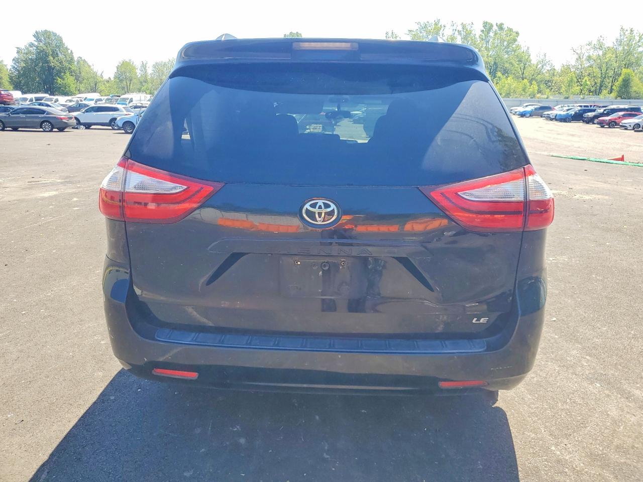 Toyota Sienna Le