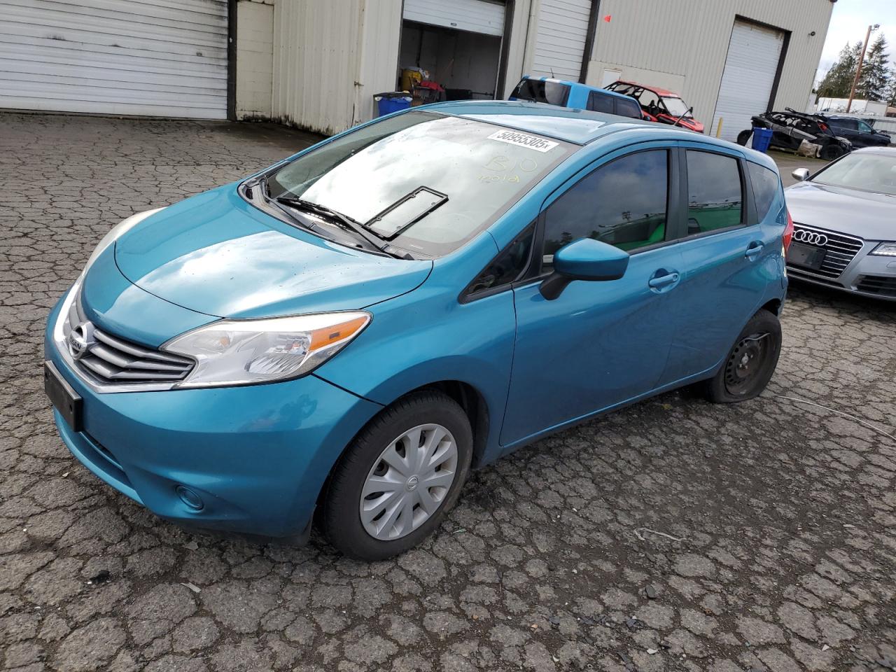 Salvage Nissan Versa Image