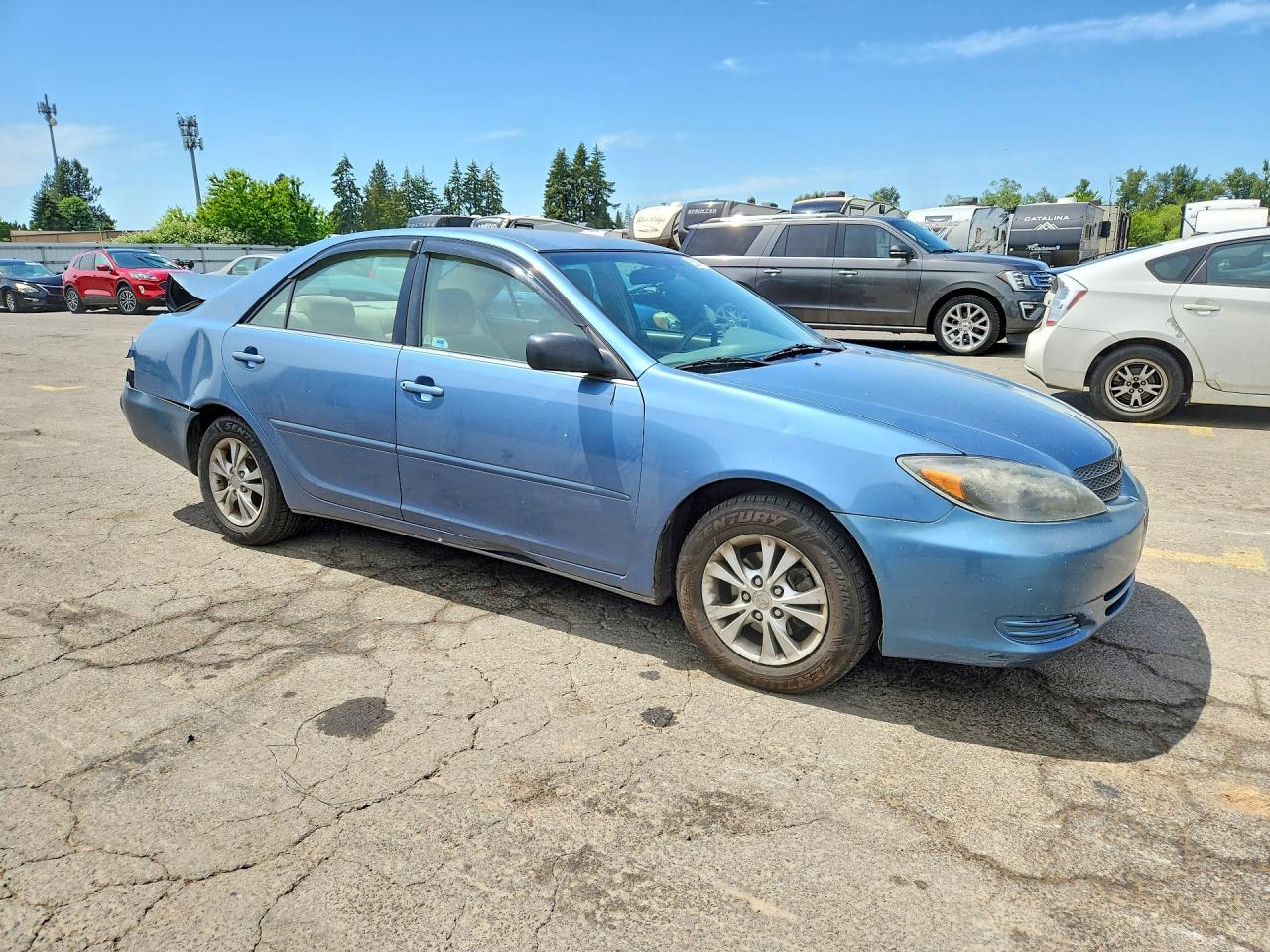 Toyota Camry Le V6