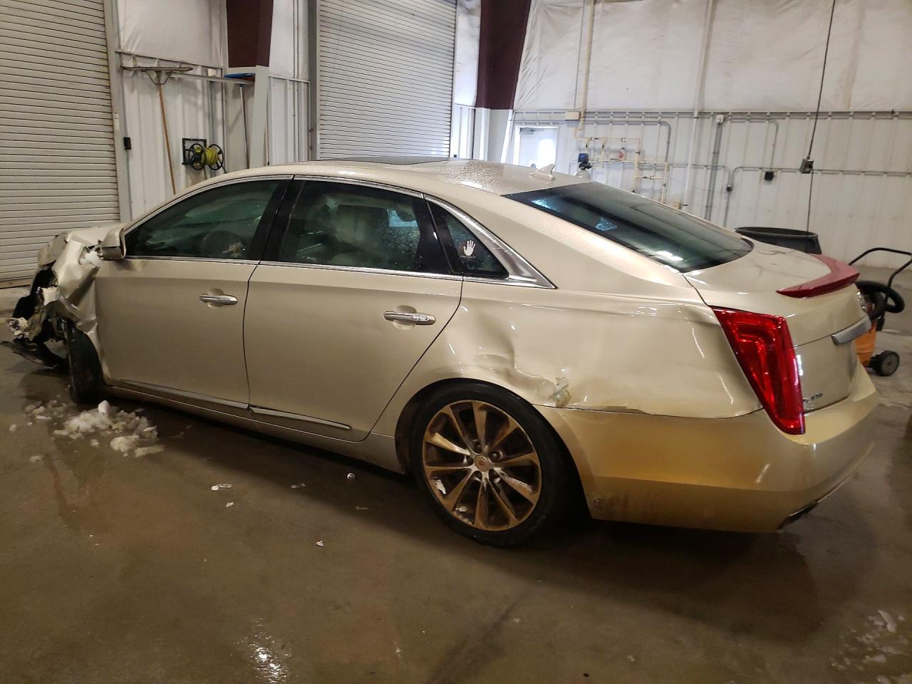 Cadillac XTS Luxury Collection