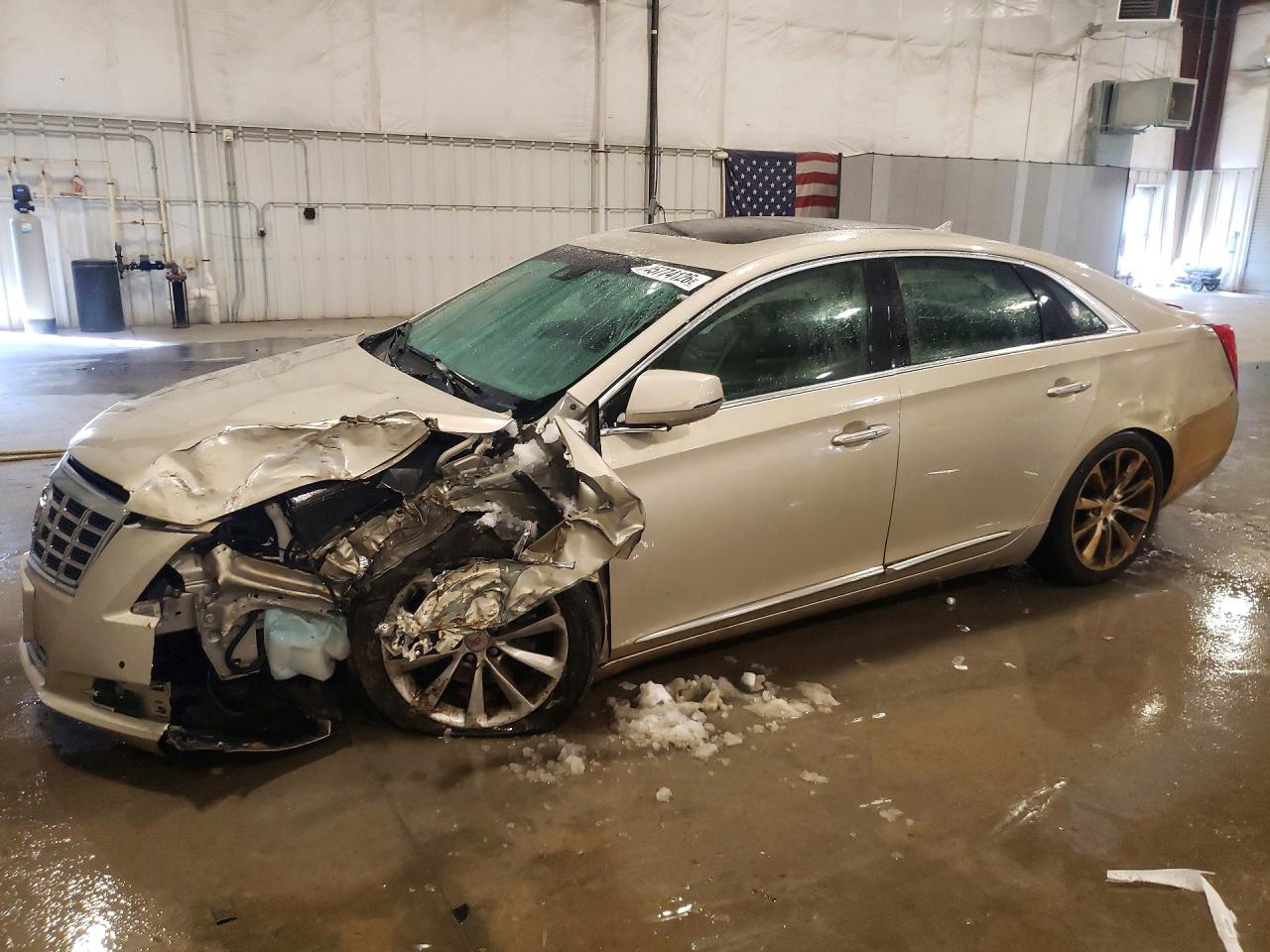 Salvage Cadillac XTS Image