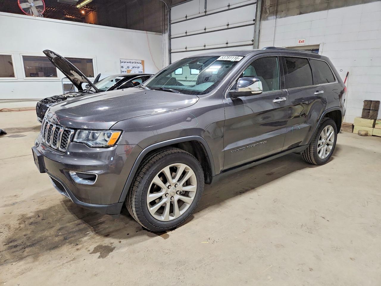 Salvage Jeep Cherokee Image