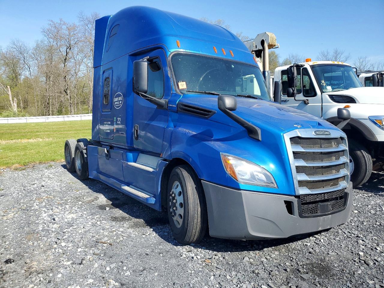 Salvage Freightliner Cascadia 126 Image