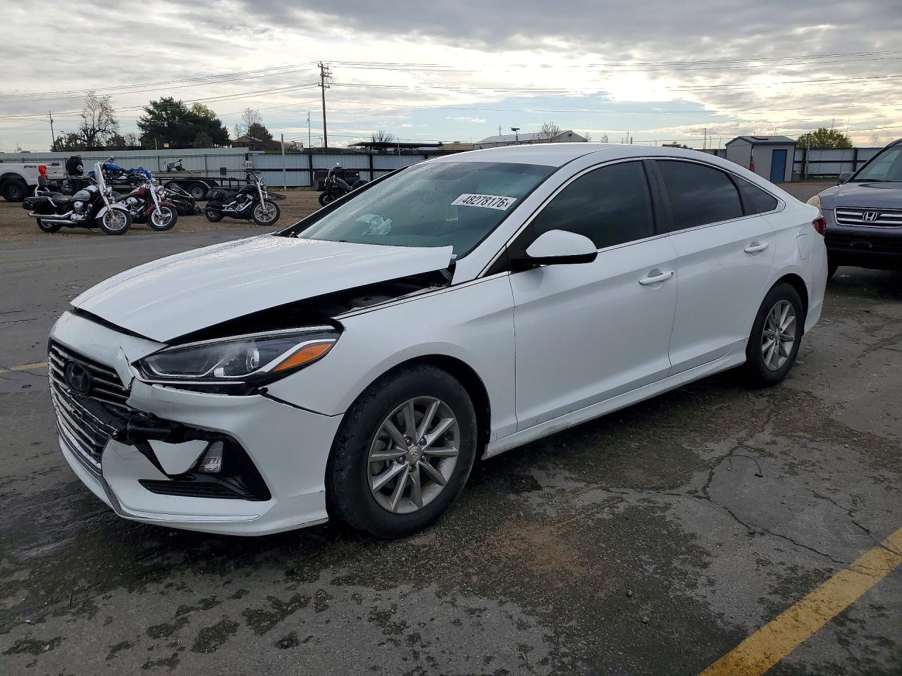 Salvage Hyundai SONATA Image