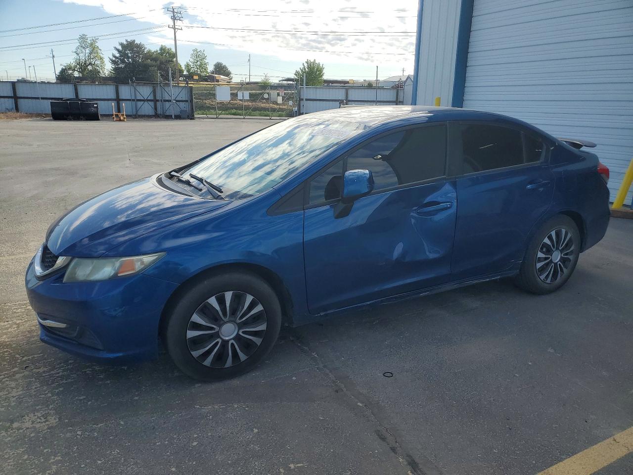 Salvage Honda Civic Image