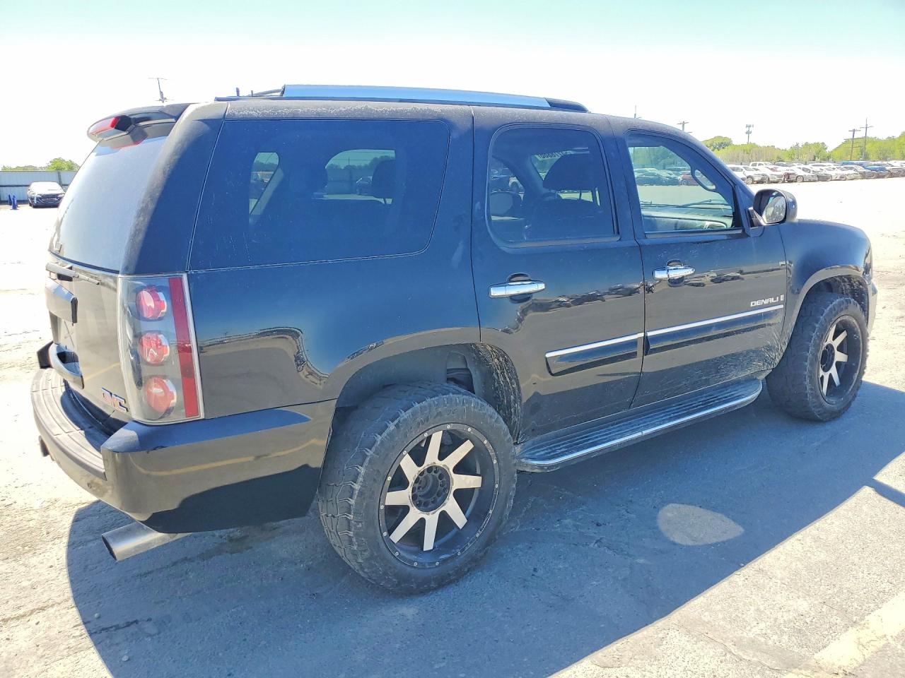 GMC Yukon Denali