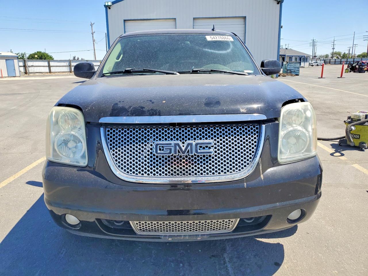 GMC Yukon Denali