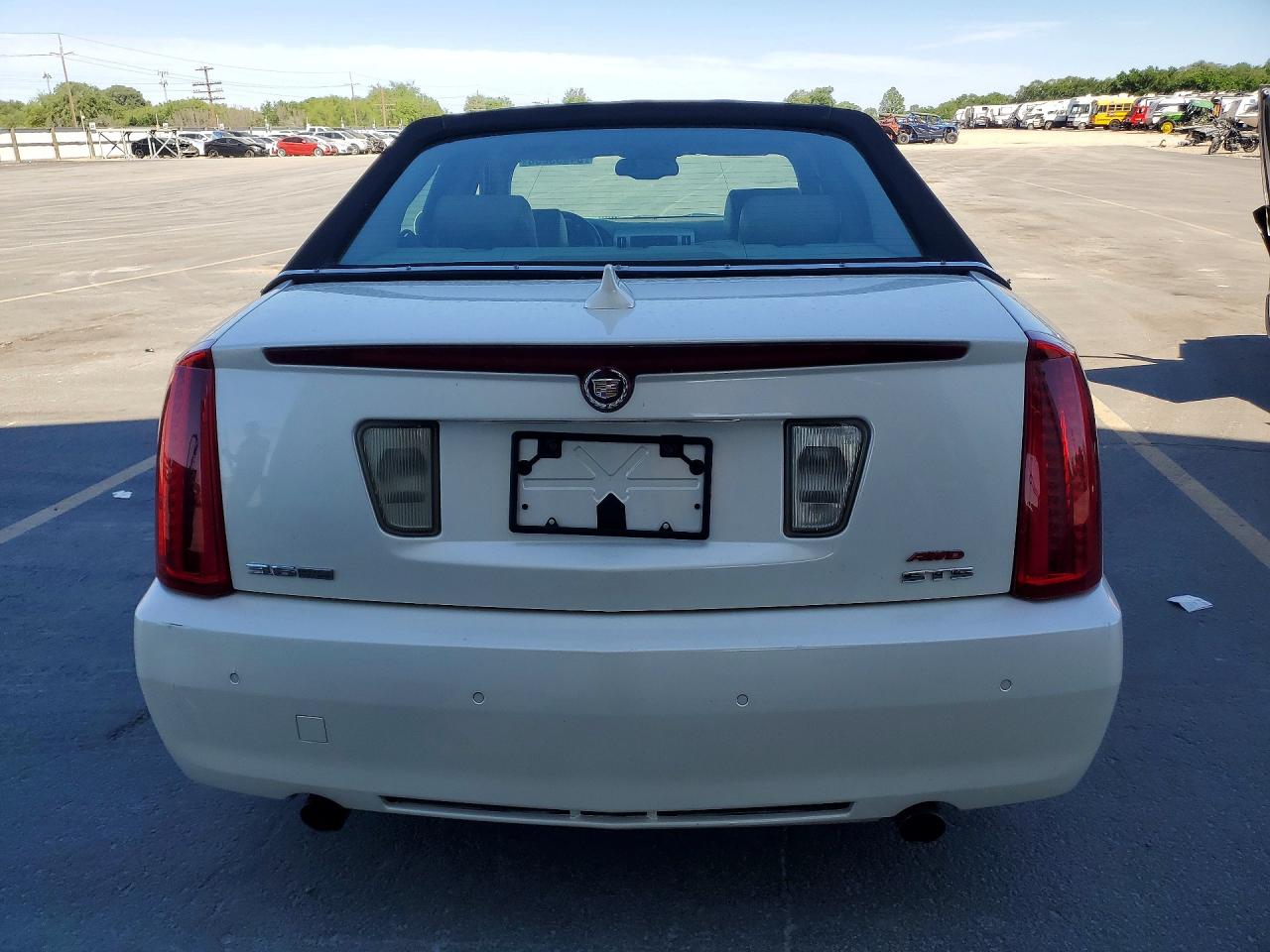 Cadillac STS