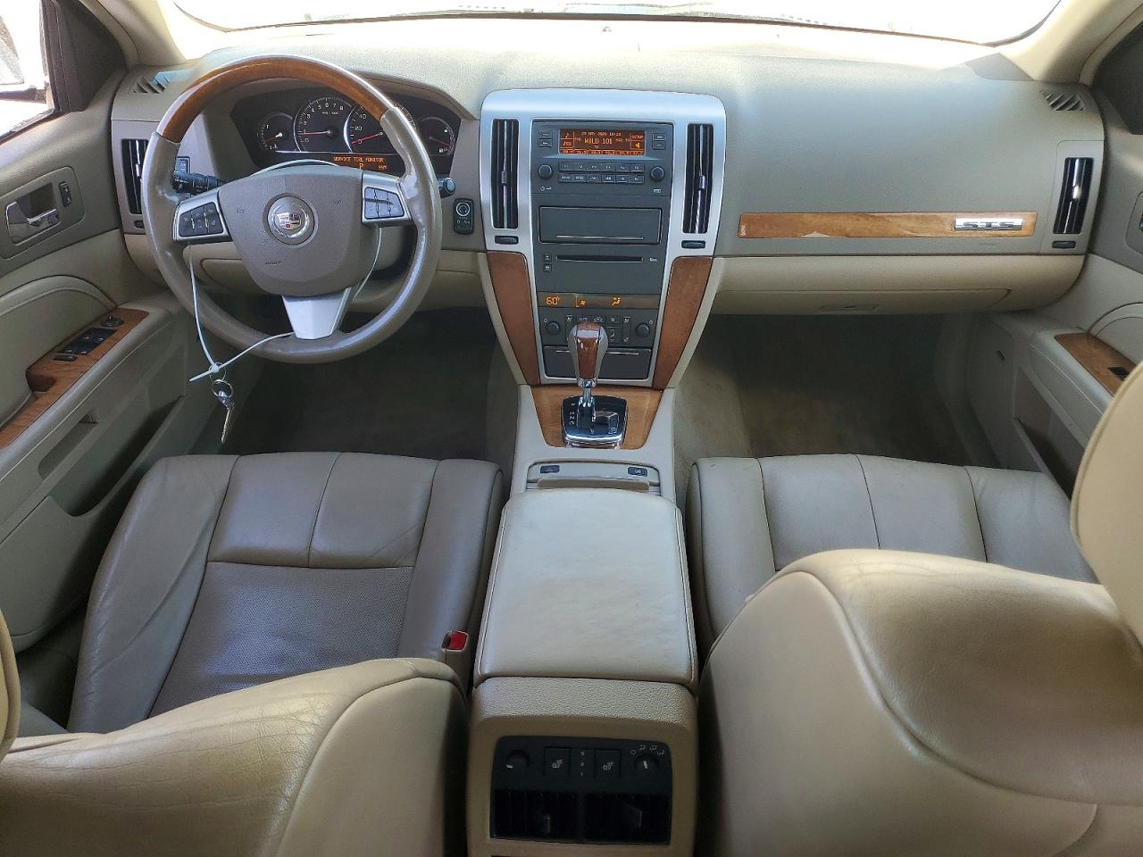Cadillac STS