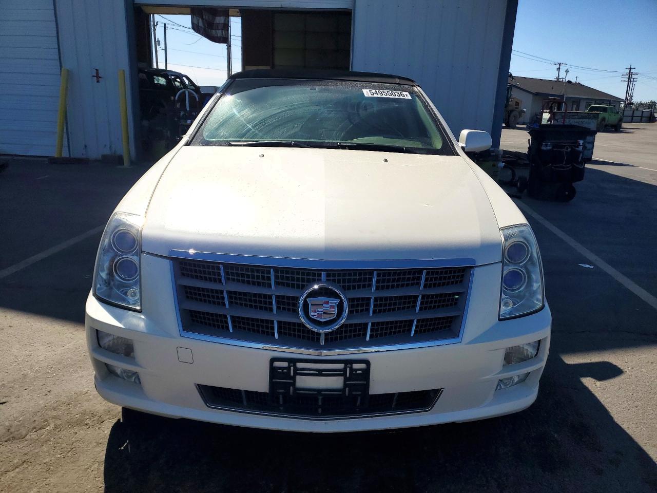 Cadillac STS