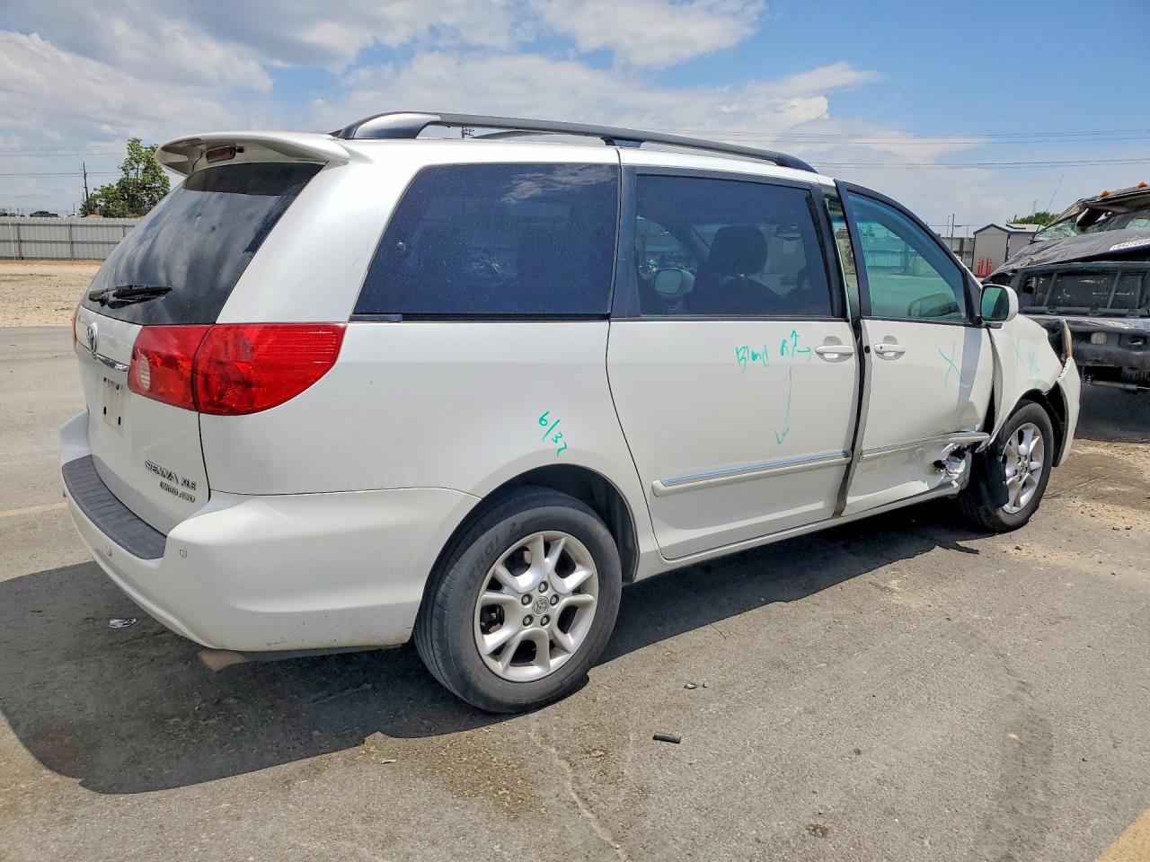 Toyota Sienna Xle Limited 7 Passenger